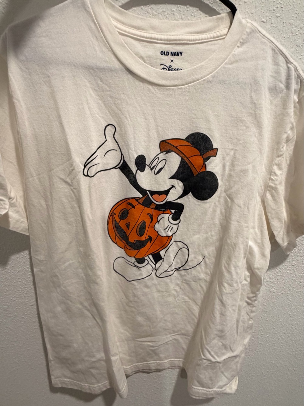 Old Navy x Disney Halloween Mickey Mouse Pumpkin Tee size large
